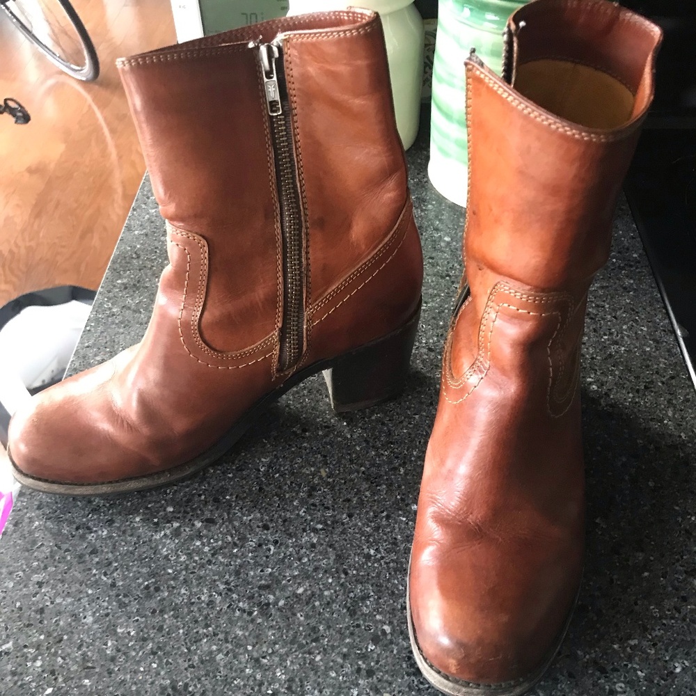 FRYE Boots